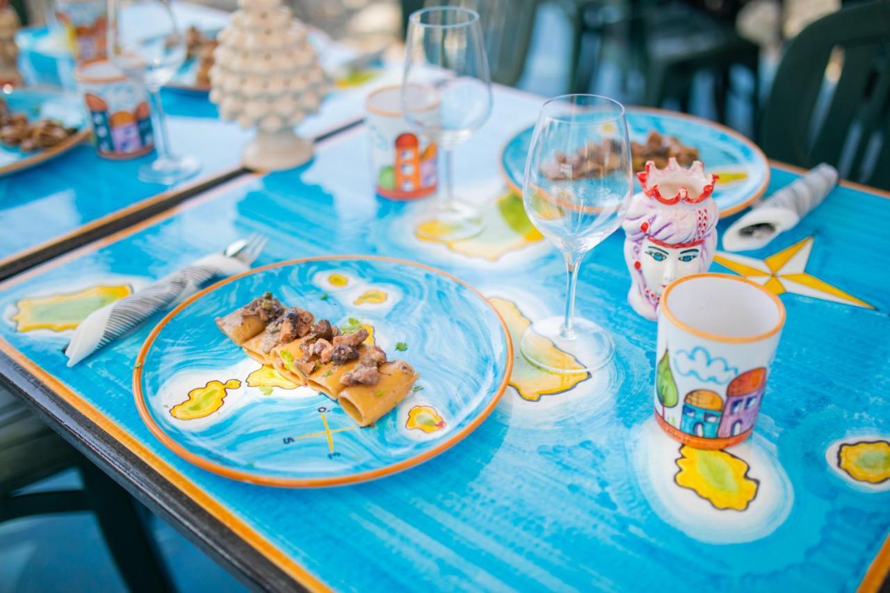 Holiday Eolie Village Đảo Vulcano Ngoại thất bức ảnh