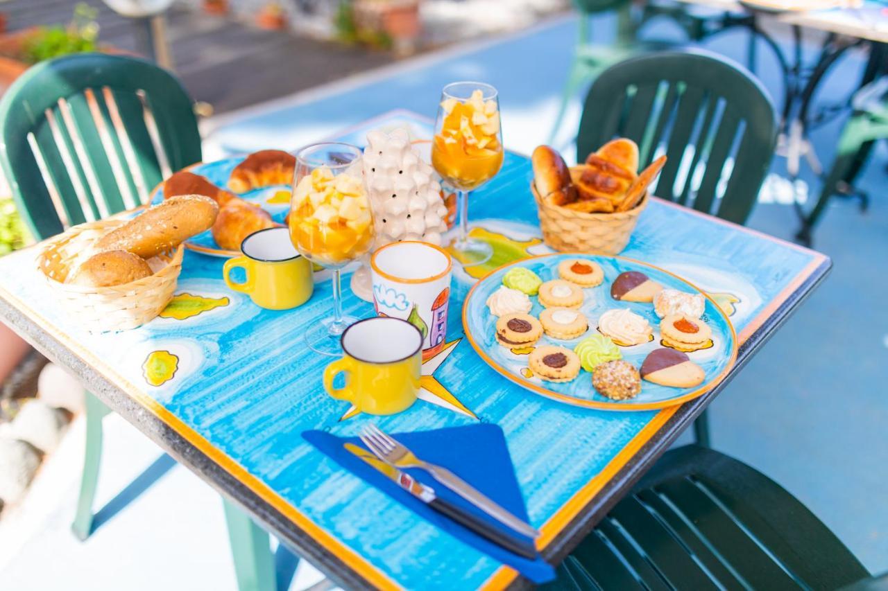 Holiday Eolie Village Đảo Vulcano Ngoại thất bức ảnh