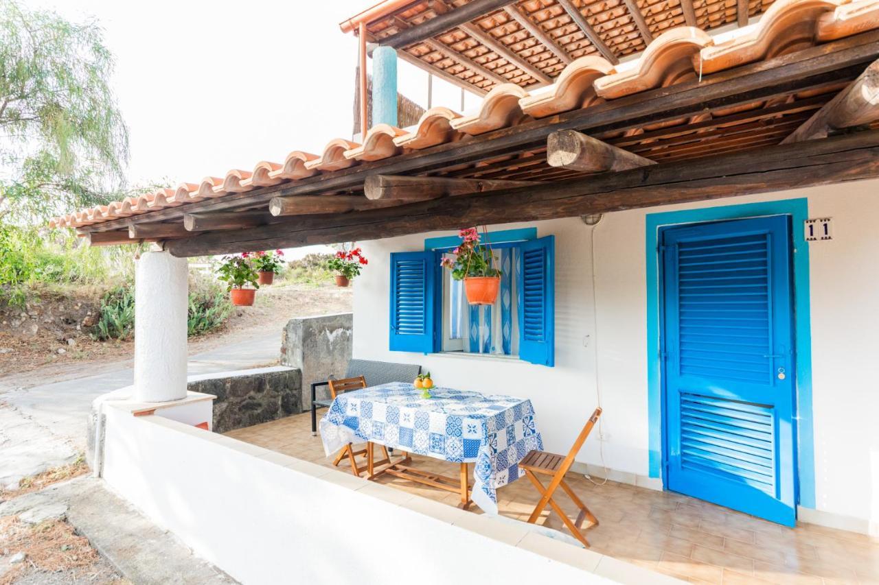 Holiday Eolie Village Đảo Vulcano Ngoại thất bức ảnh